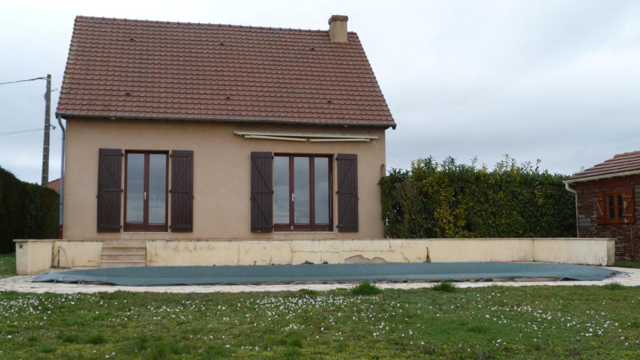 Maison De Vacances Pour 6 Personnes Avec Piscine Lainsecq Luaran gambar